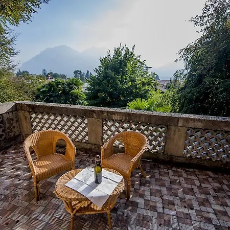 Villa Como