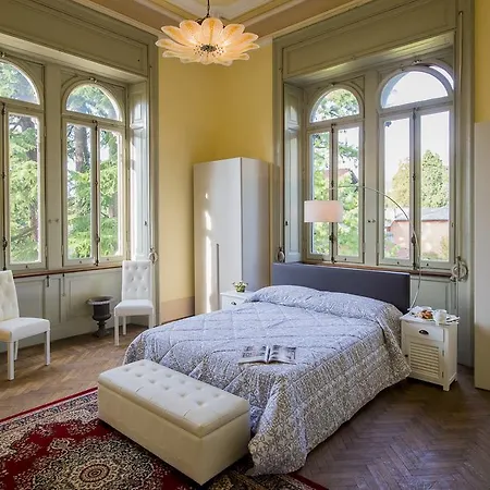 Villa Como