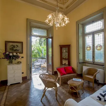 Villa Como