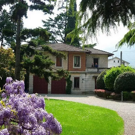Villa Como *